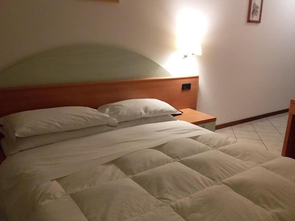 Hotel Il Cammino Di Francesco バスティーア・ウンブラ エクステリア 写真